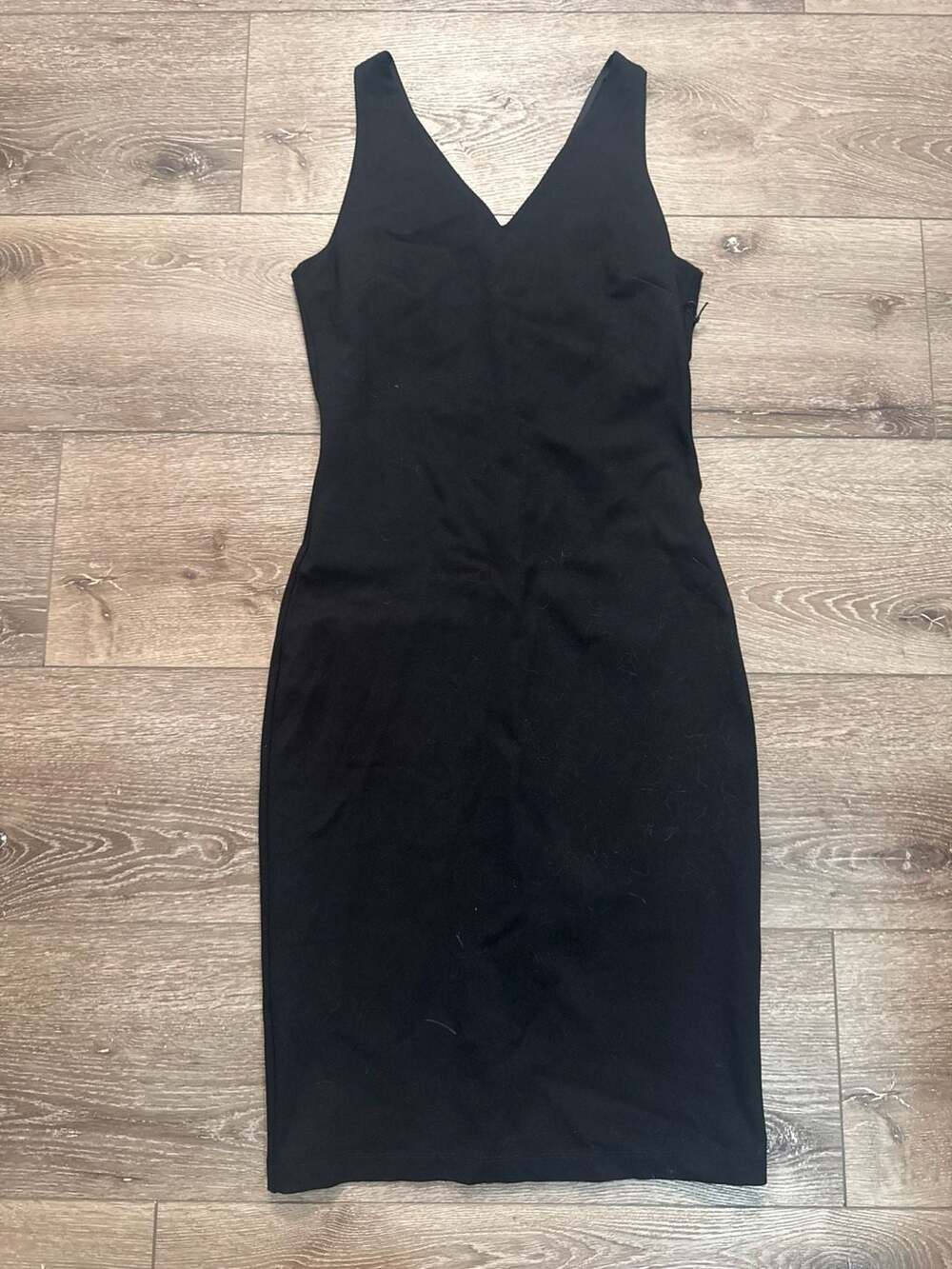 White House Black Market The Aura Collection V-Neck Aura Sheath Dress Size 6